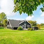 Comfortable With Large Grounds - By Traum Vakantiehuis