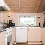 بيت للعطل Comfortable With Large Grounds - By Traum *