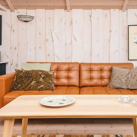 Comfortable With Large Grounds Feriehus Fjellerup