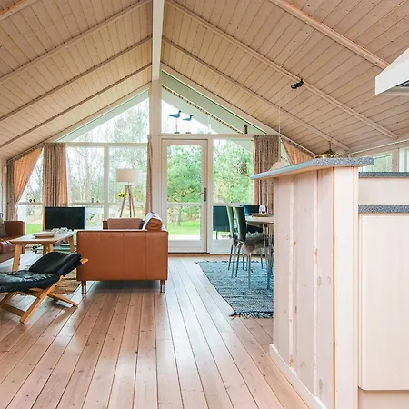 Feriehus Comfortable With Large Grounds *