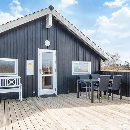 Comfortable With Large Grounds Fjellerup