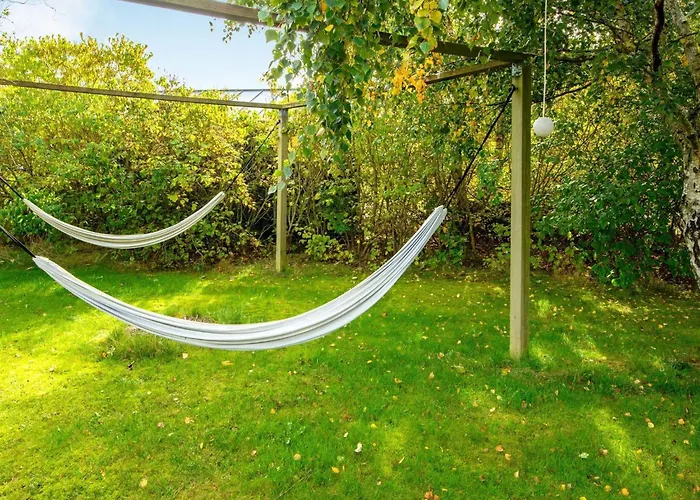 Comfortable With Large Grounds - By Traum